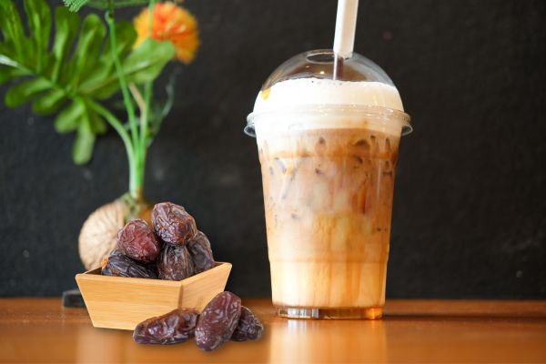 Mengenal Lezatnya Minuman Kopi Susu Kurma yang Menyegarkan