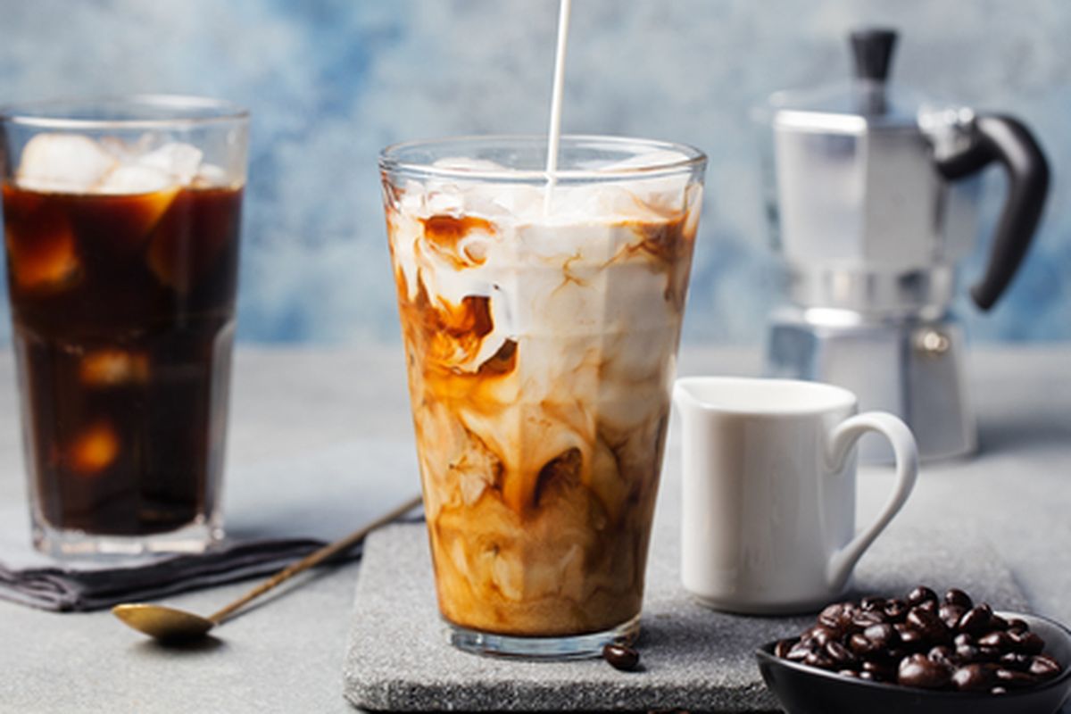 Menikmati Segarnya Minuman Kopi Susu Es Serut yang Menggoda