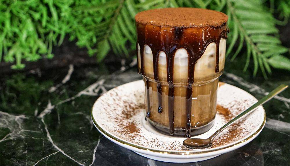 Menikmati Sensasi Rasa Minuman Kopi Susu Black Forest yang Lezat